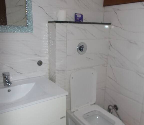 Hotel Delhi Marine Club, Gurgaon 2